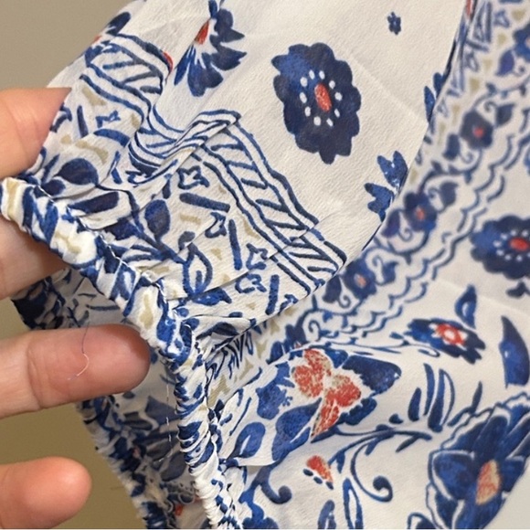 Cato Blue and White Floral Blouse - Picture 6 of 11